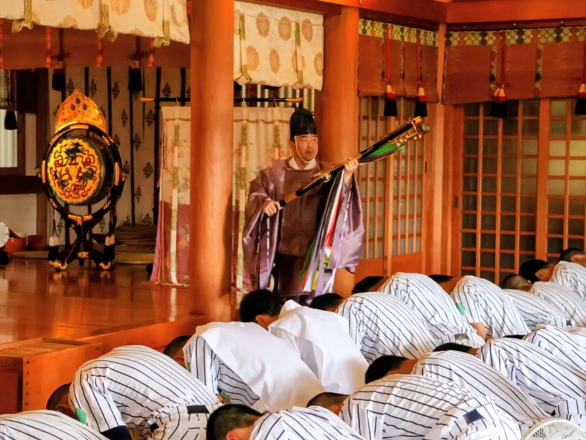 必勝祈願の様子