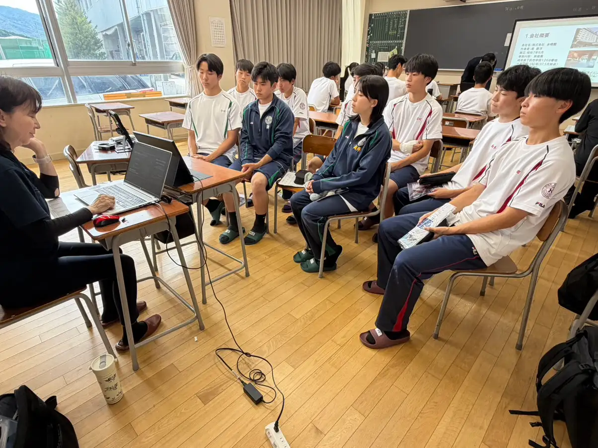 上級学校説明会の様子